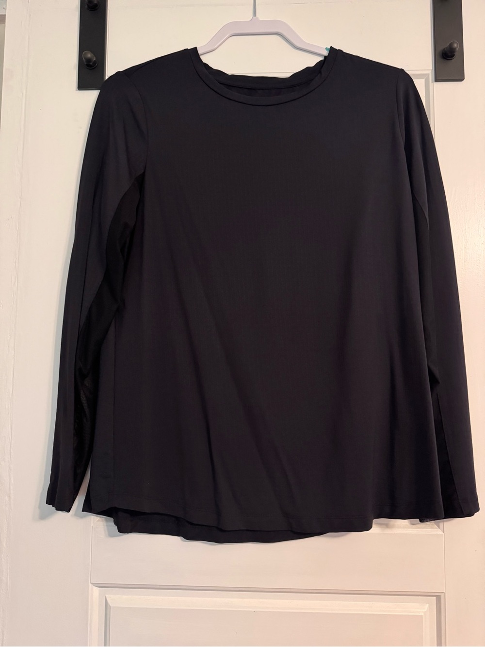 IBKUL Women’s Classic Long Sleeve Crew Neck Top - Black